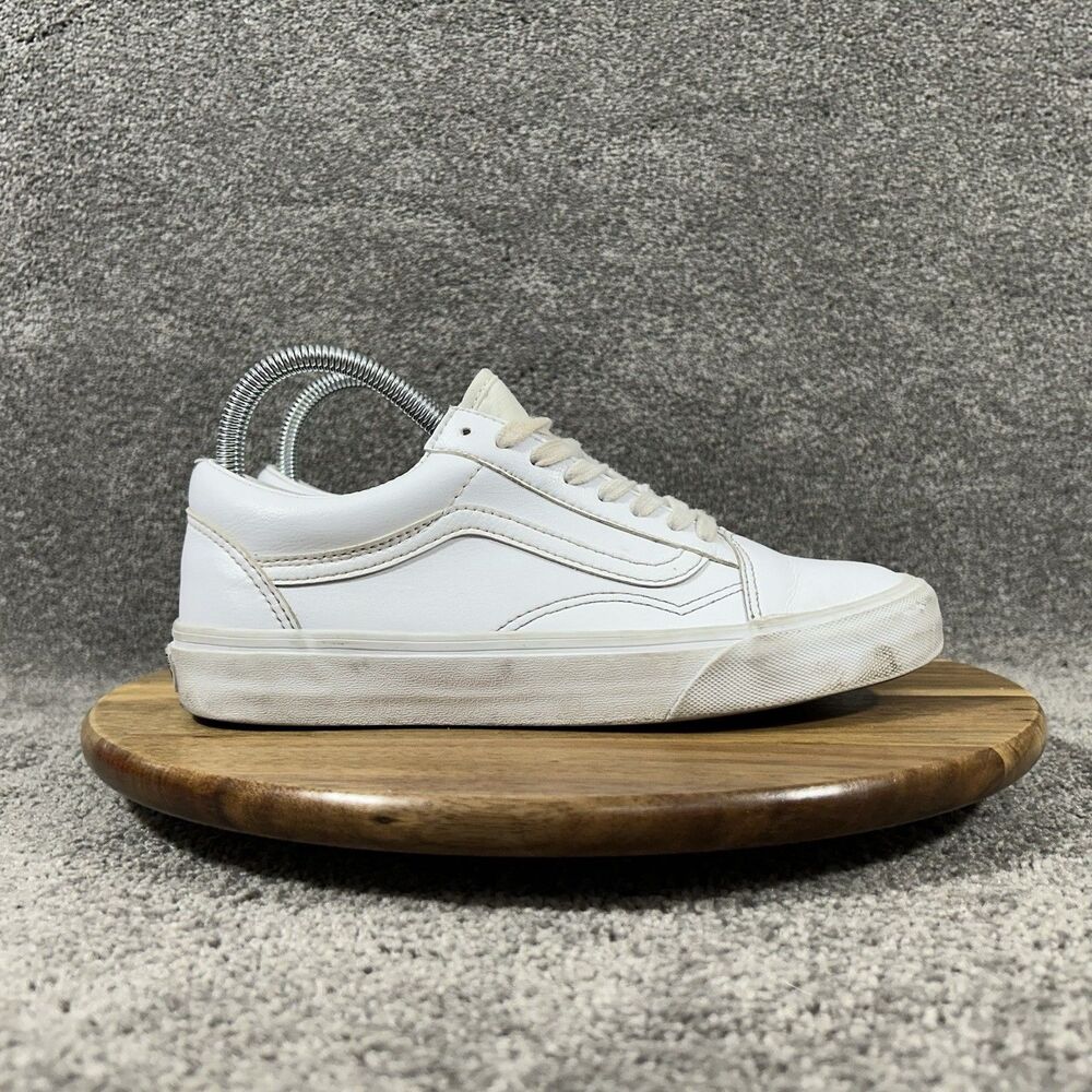 Vans Old Skool Low Top Women’s Size 8 Triple White Leather Skate Shoes Used